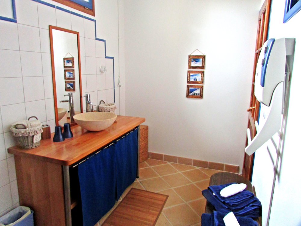 gite salle de bain tournesol